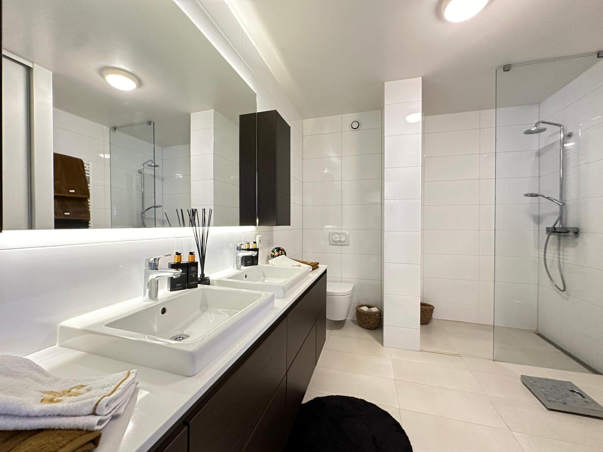 Apartamento Luxary Aparmtent In Grandavegur Downtown - Birta *